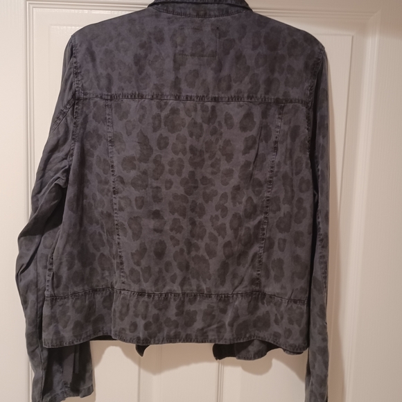 BLANKNYC LEOPARD MOTO JACKET SIZE LARGEFits true - Picture 11 of 14